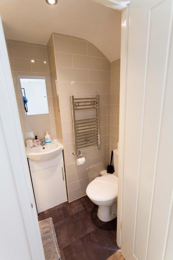 Cwtch Farm Bed & Breakfast Ystalyfera Eksteriør bilde
