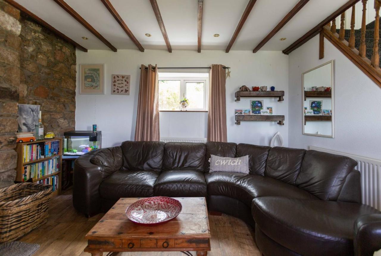 Cwtch Farm Bed & Breakfast Ystalyfera Eksteriør bilde