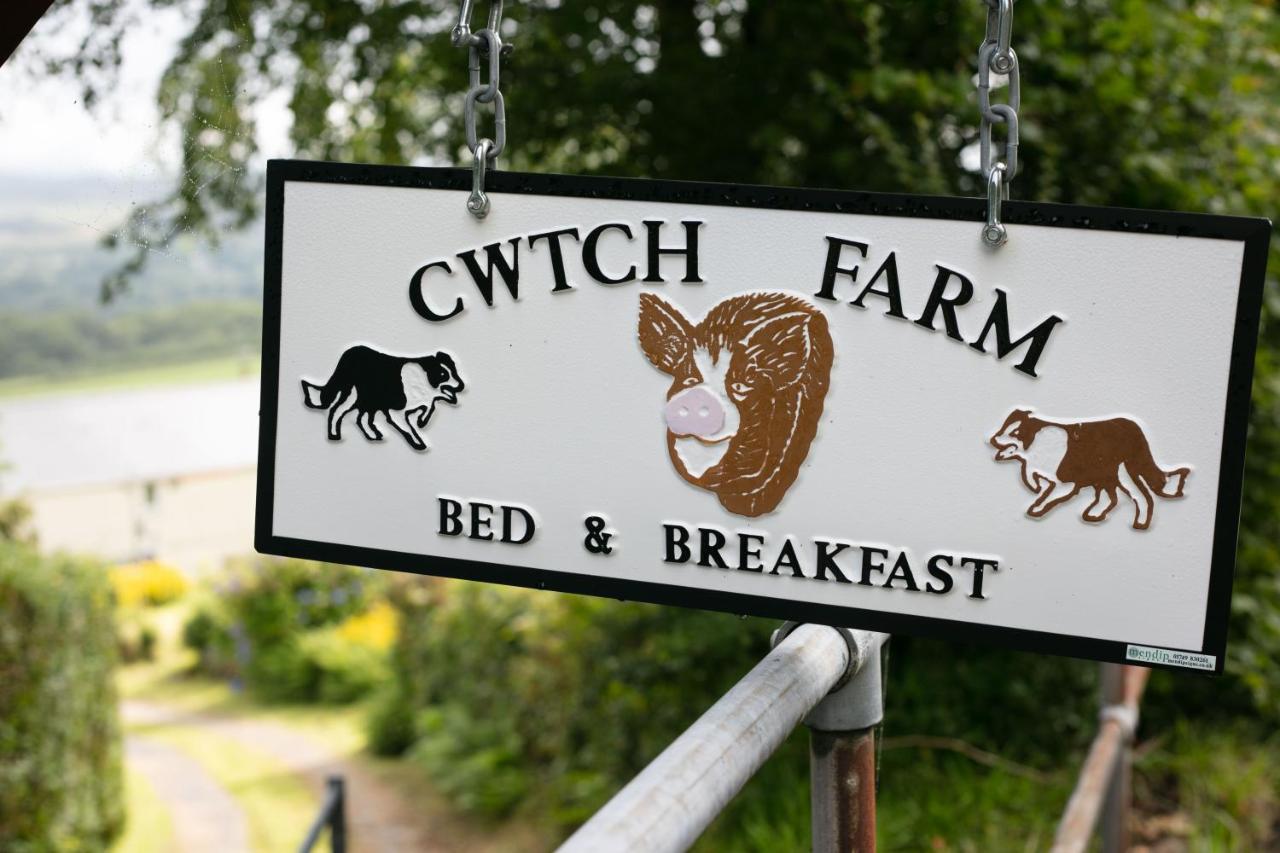Cwtch Farm Bed & Breakfast Ystalyfera Eksteriør bilde
